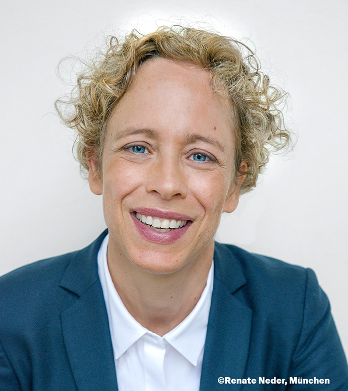Kerstin Bäcker Portrait, KI-Expertin, Fachanwältin für Urheberrecht sowie Partnerin bei LAUSEN
